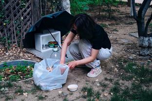 记者：超级杯现场申花球迷占多数，用冠军“告别”虹口最为完美